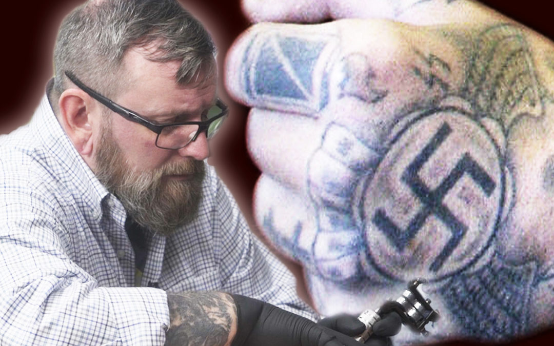 Eu cubro tatuagens racistas de graça (I Cover Up Racist Tattoos For Free)
